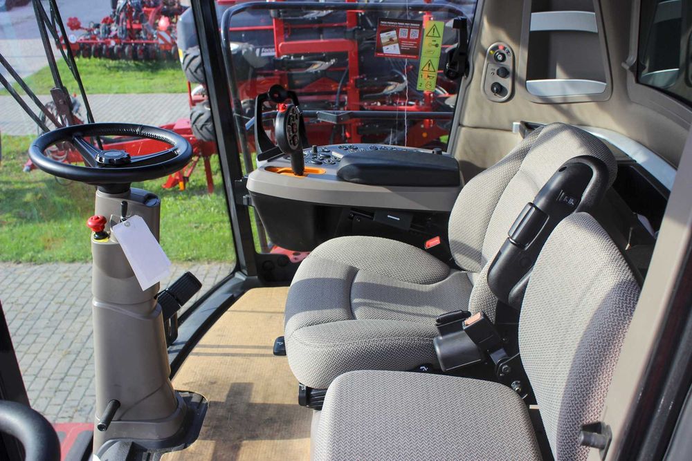 Kombajn rotorowy CASE IH 8250 nowy