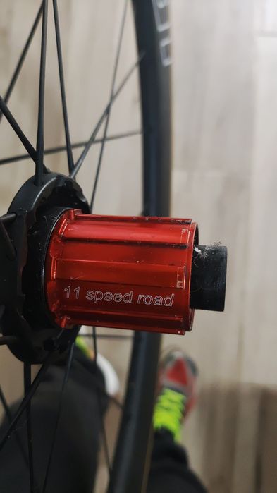 Rodas ROVAL CLX64 em carbono, originais.