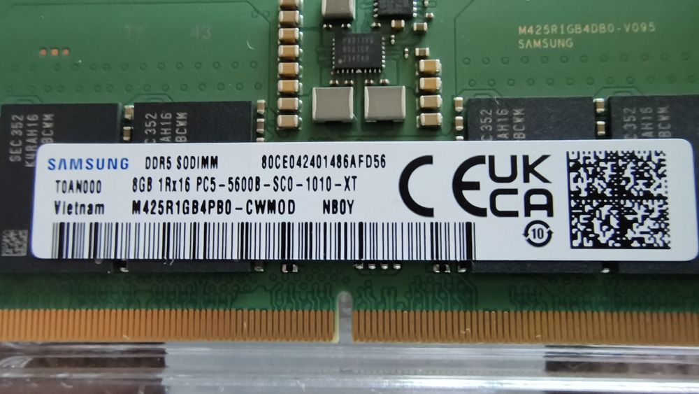 Оперативная пам'ять Samsung SoDIMM DDR5 8Gb PC5-5600B-SC0-1010-XT
