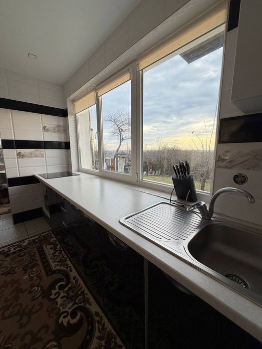 Продам будинок в селі Устя