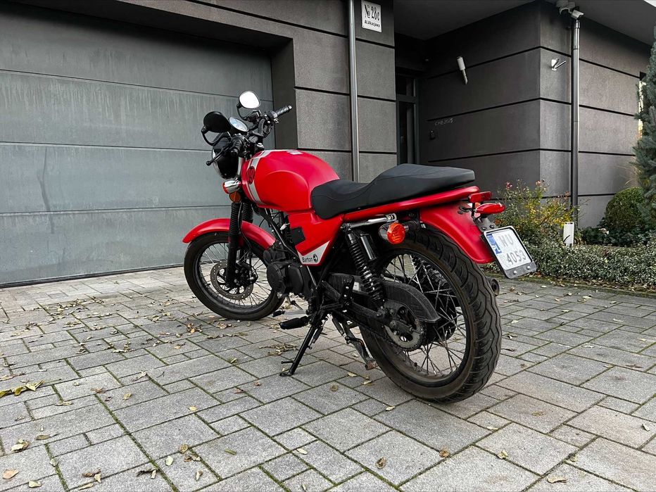 Barton Café Racer na kat. AM