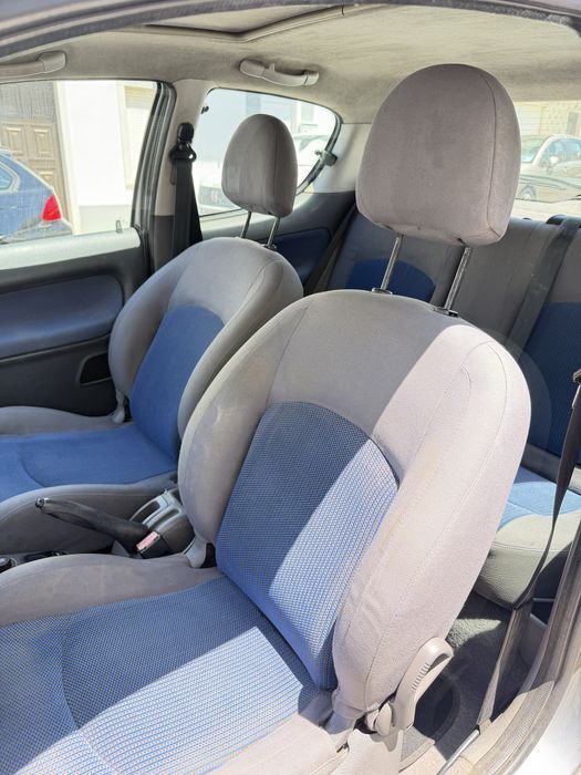 PEUGEOT 206 1.1 gasolina