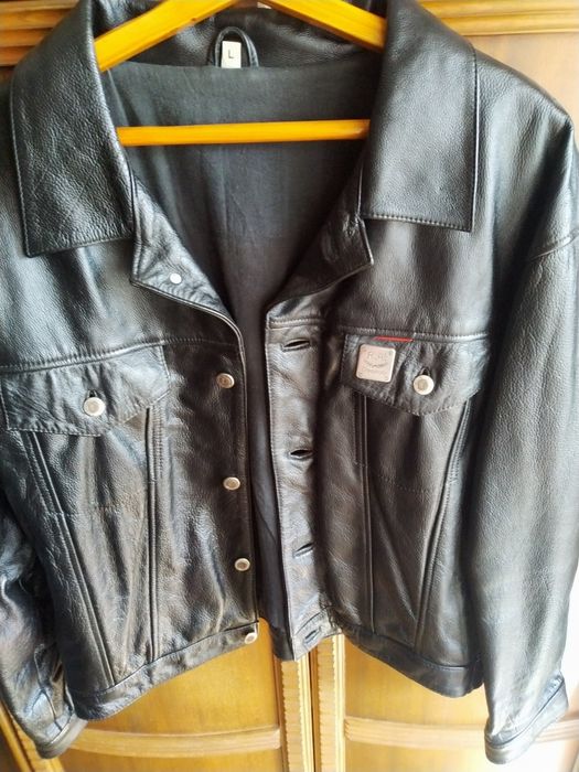 Чоловічий шкіряний комплект (для байкерів) в хорошому стані.