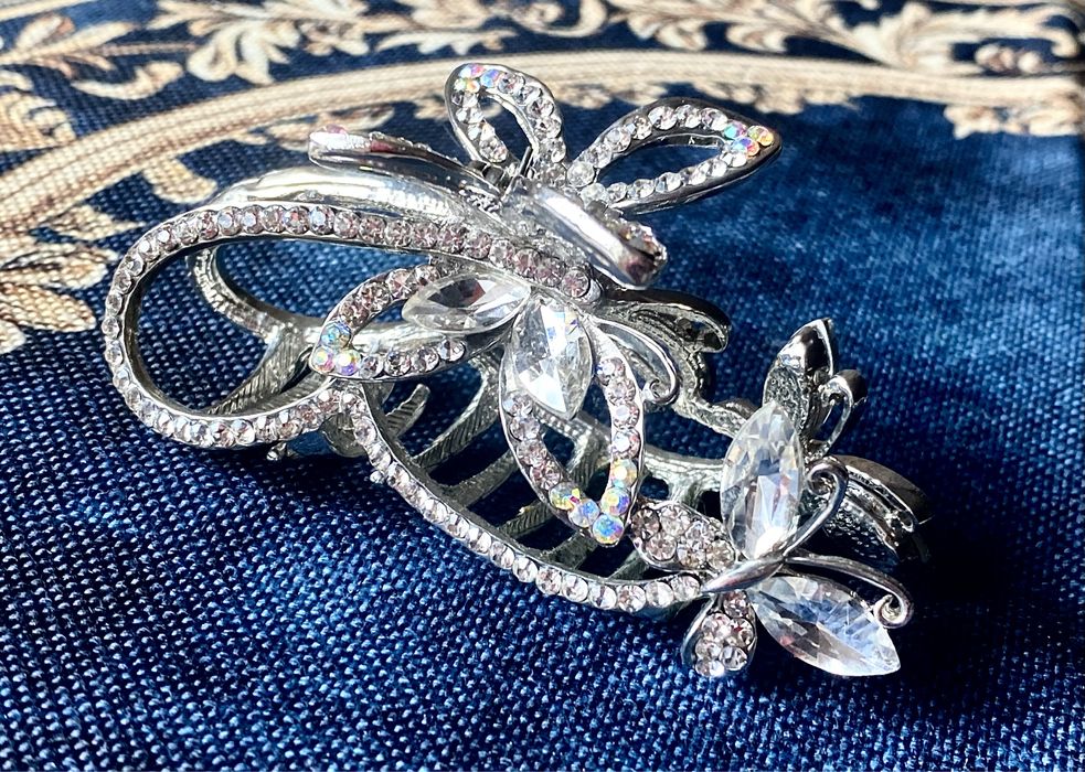 Заколка для волос крабик бабочка. Бабочки. Закололока. Бижутерия.