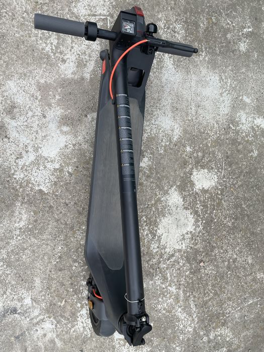 Електросамокат xiaomi