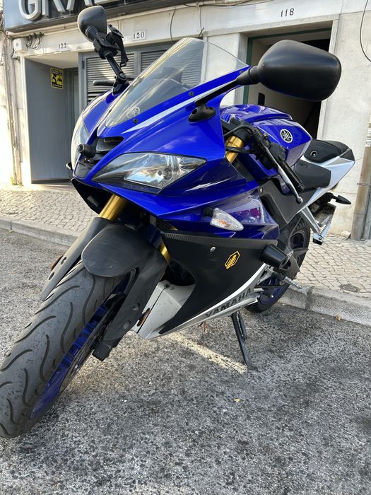 Yamaha YZF-R125 | Excelente Estado | Cheia de Extras (Escape, Alarme, Dvr, Cogumelos)