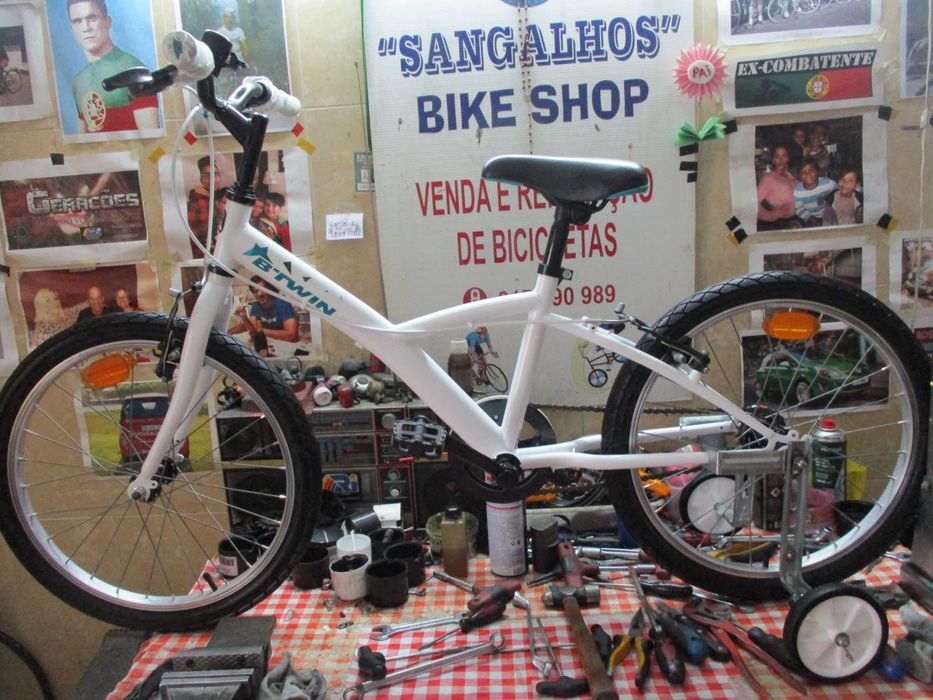 Bicicleta Criança roda 20 unisexo c/ rodinhas