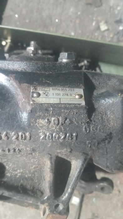 Продам рулевой редуктор BMW E34