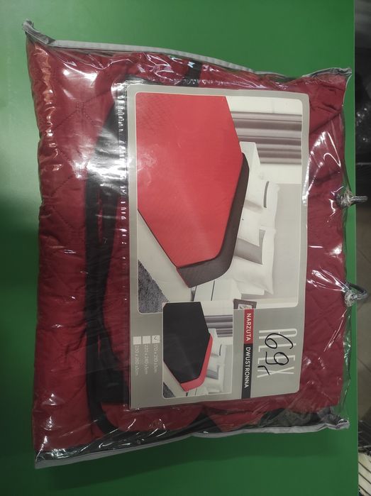 Narzuta czarno czerwona 170x210