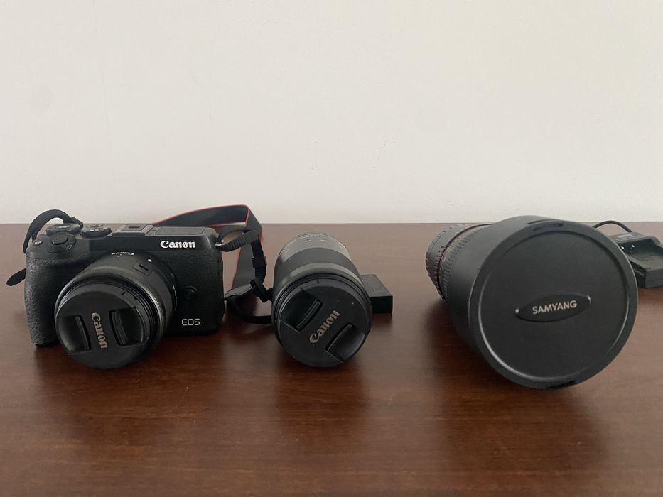 Aparta Canon EOS M + 3 obiektywy
