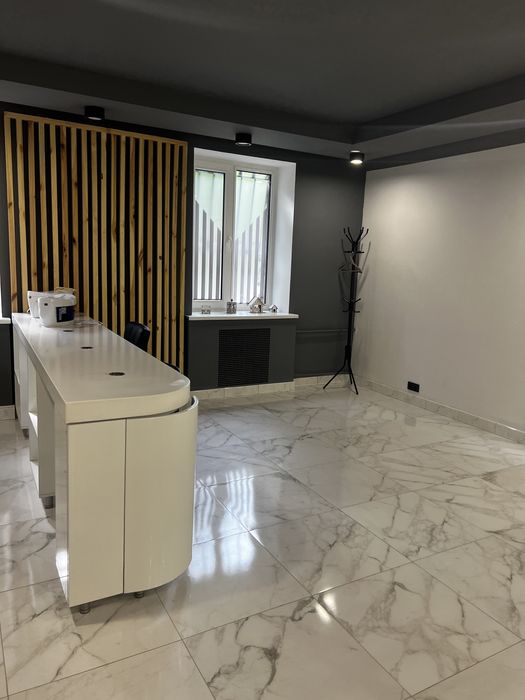 оренда кабінету косметолога та місця візажиста