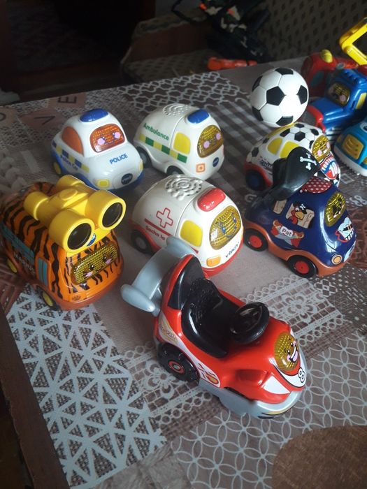 Машинки vtech, поїзди,скутери