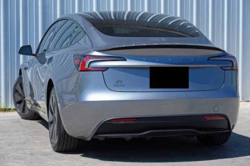 2025 Tesla Model 3 Long Range