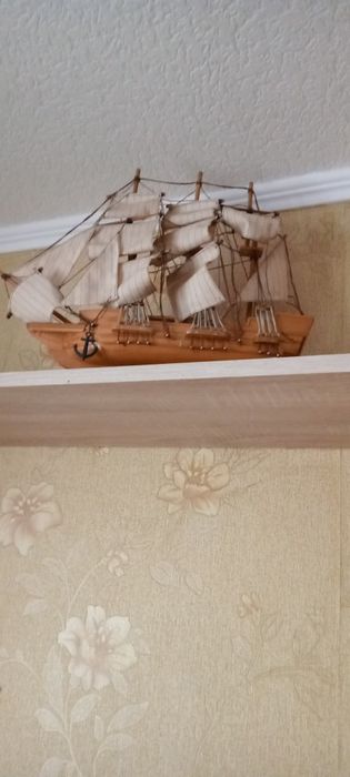 Модель парусникаДерево.