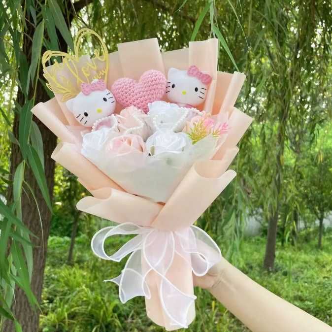 Bouquet de flores artificiais da hello kitty e sario NOVO ENVIO GRÁTIS
