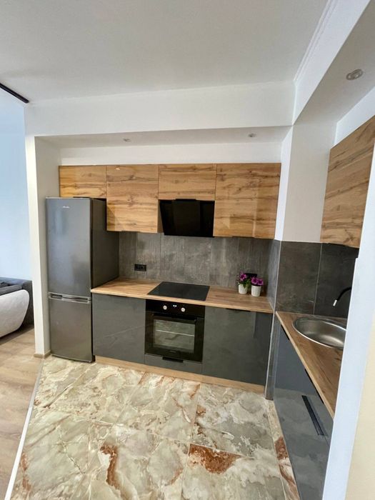 Apartment in Dnipro, Chechelivskyy rayon - View 3