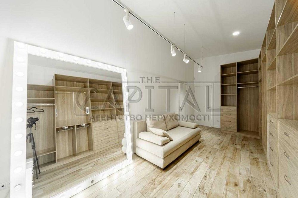 Здається в оренду шикарний автрономний будинок в Козині з басейном