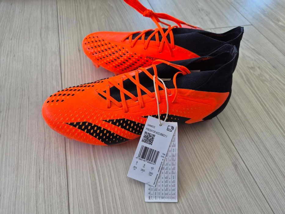 Korki profesjonalne adidas Predator Accuracy.1 FG GW4572 rozmiar 42