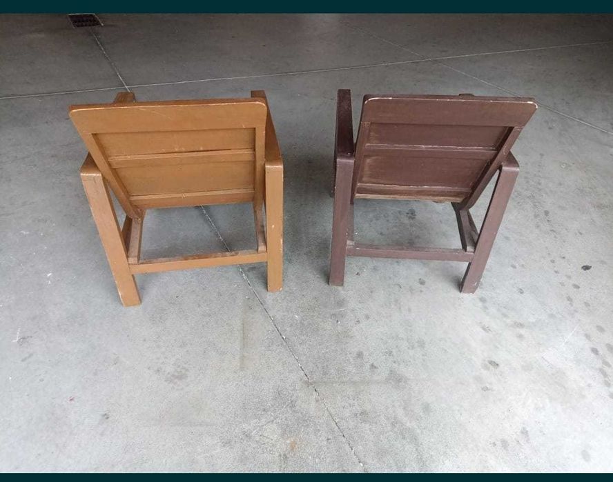 Vendo dois cadeirões vintage.