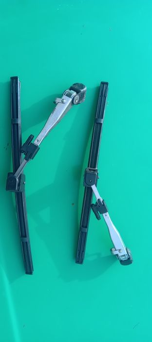 Дворники на фары ВАЗ 2107