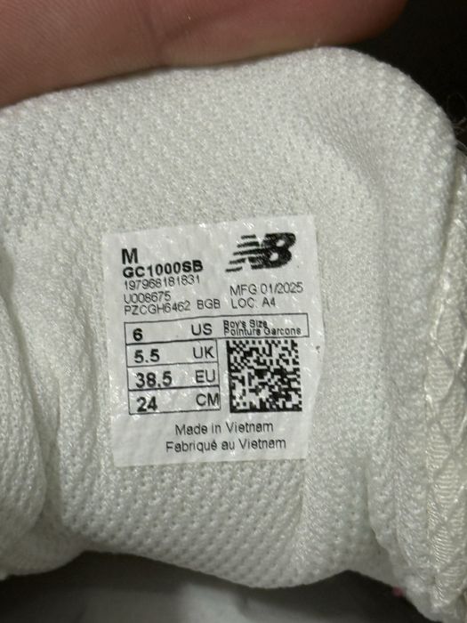 Кросівки жіночі New Balance 1000 Оригінал