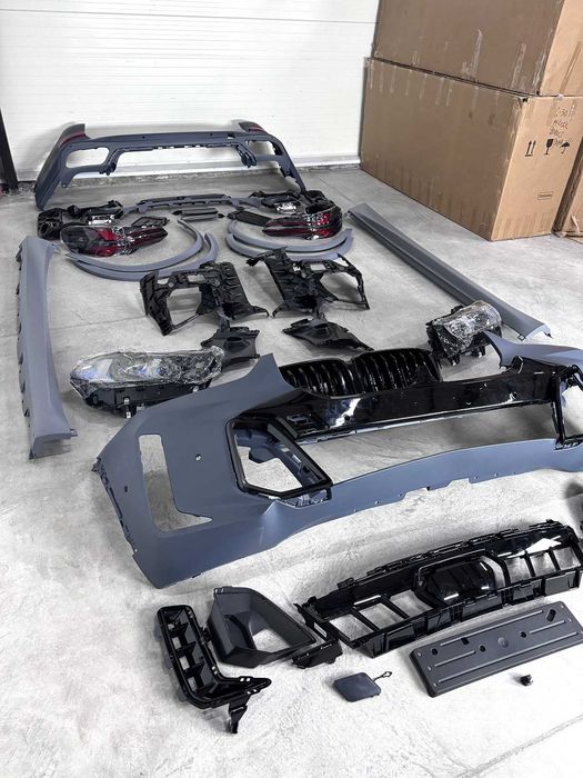 Комплект рестайлінга з оптикой M paket LCI BMW X5 G05 2023 +