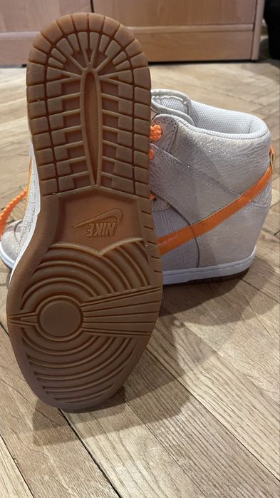Жіночі снікерси Nike