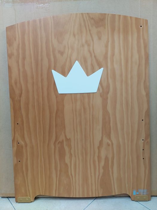 Cama de criança com grades