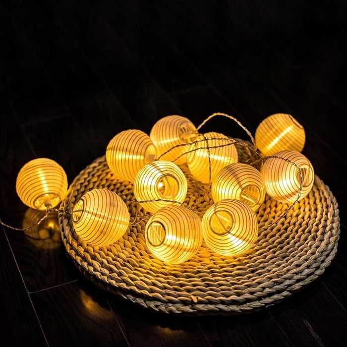 Łańcuch świetlny z lampionami/laternami, dekoracja do ogrodu na prąd