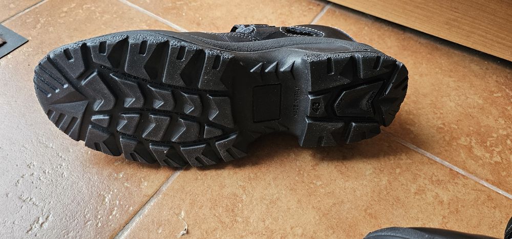 Sandały  ochronne FTG rozmiar 43