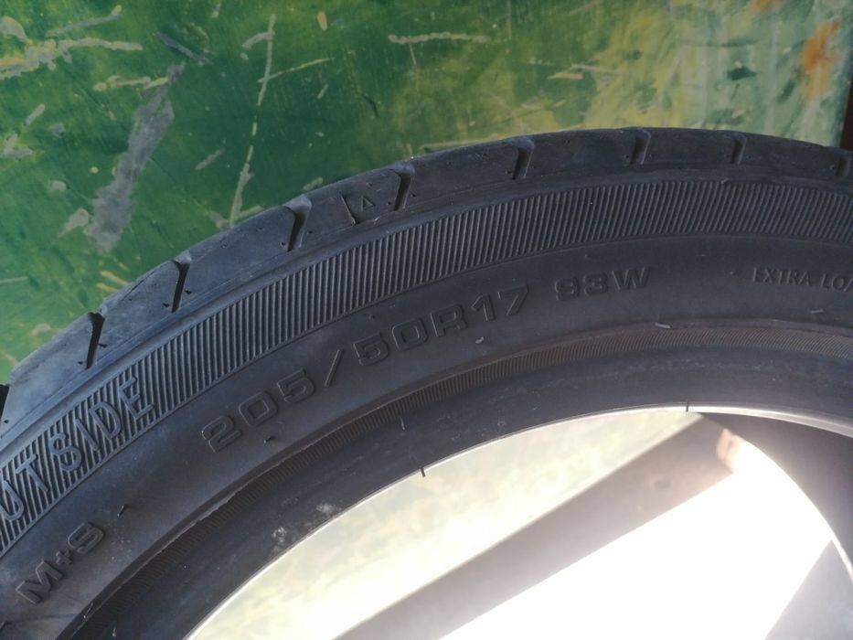 Pneu 205 50 R17 93w