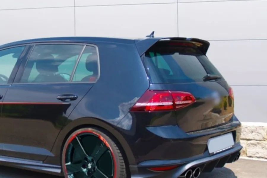 Aileron / lip / spoiler traseiro em preto piano brilhante em plástico ABS para VW Golf 7 / 7.5 3D 5D hatchback 2012-2020 (mala standard)