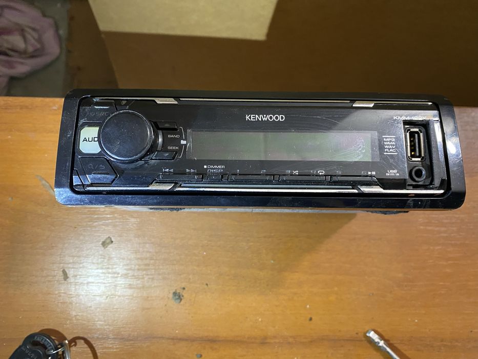 Магнитола Kenwood