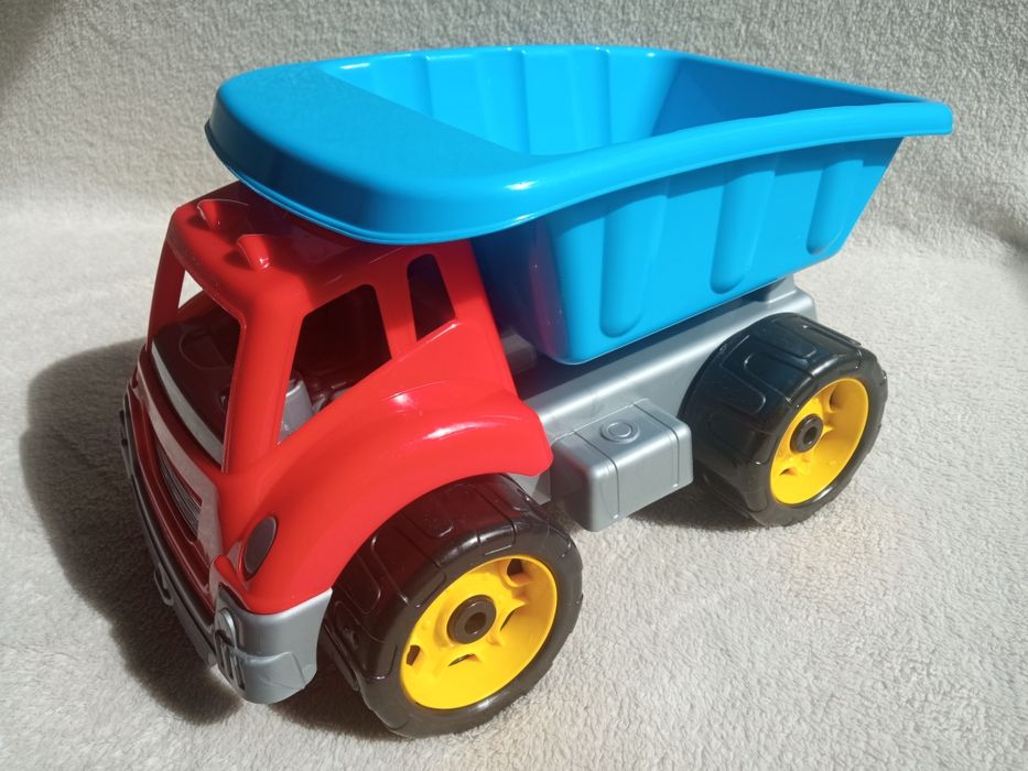 Autka  Technok i Wader z 4szt.