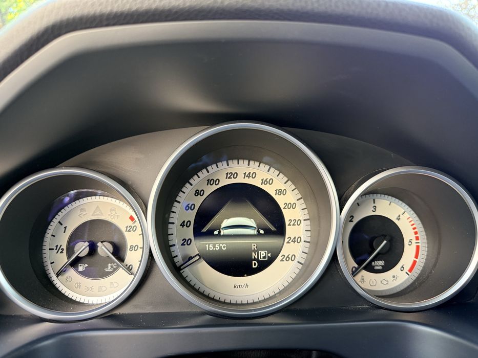 Mercedes Benz E220 w212