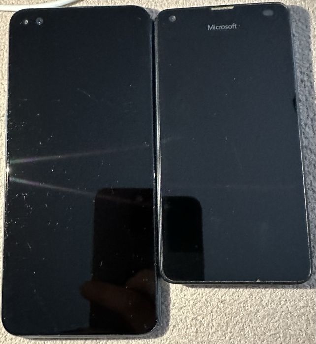 Zestaw 11 telefonów - różne modele, różne stany