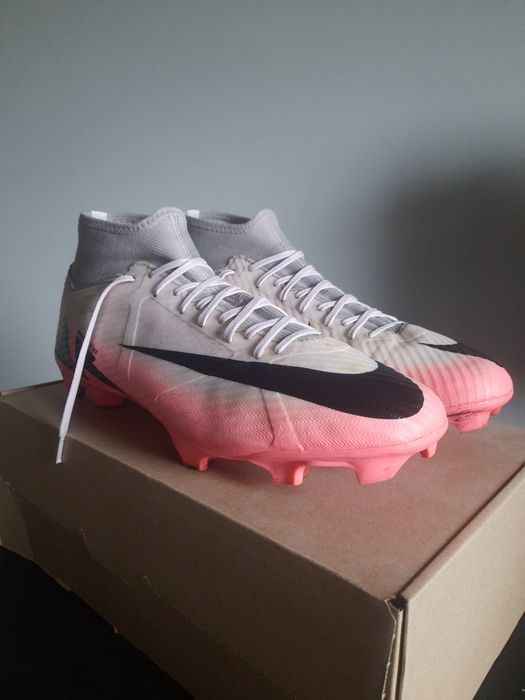 Nike Mercurial Zoom Superfly 9 Academy FG/MG roz. 45