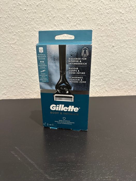 Станок для інтимних зон Gillette Intimate 5 лез