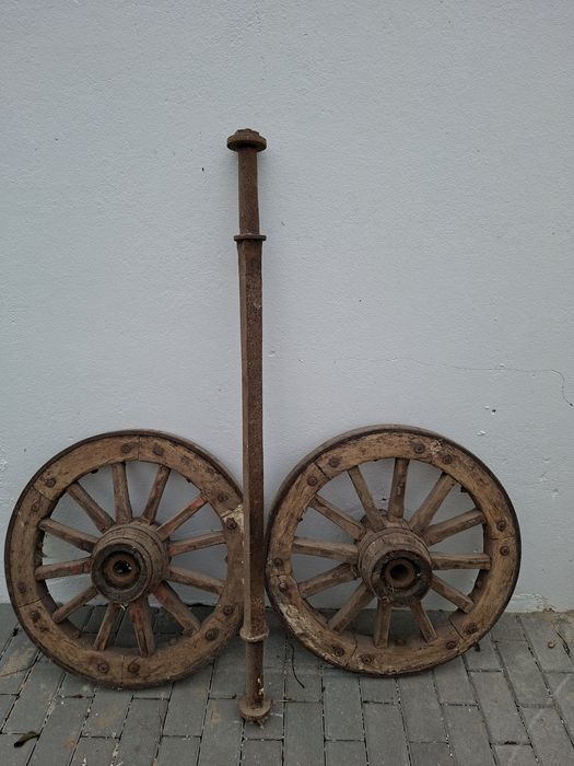 Rodas  de carroçá