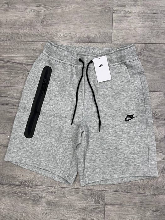 Шорты nike tech fleece новые