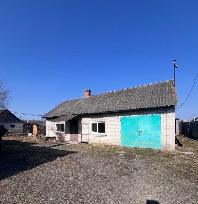 Продаж житлового будинку в селі Дубове