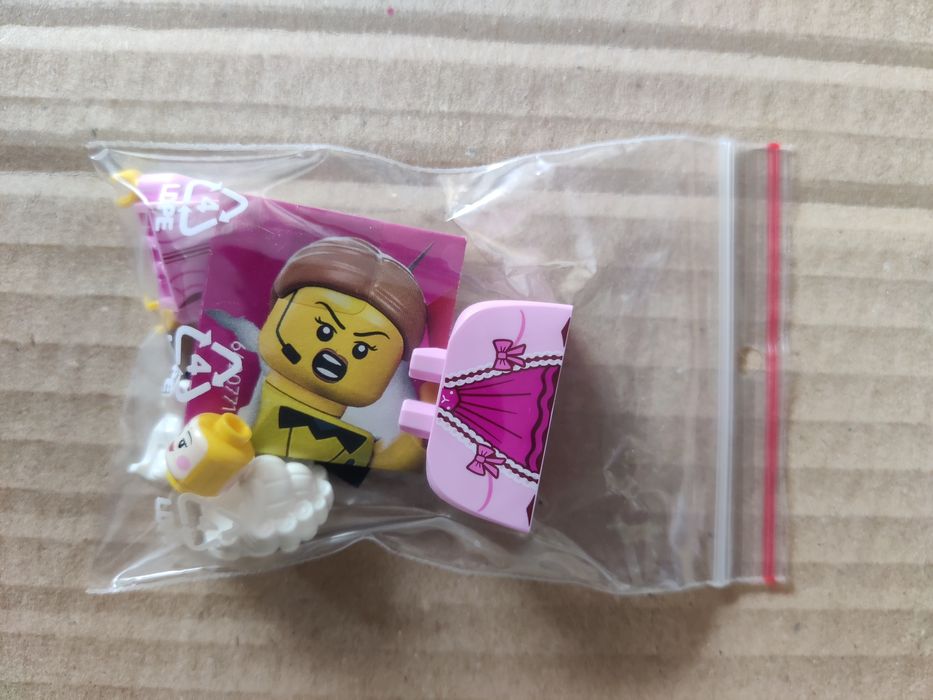 Lego Minifigures 71037 Seria 24 - Arystokratka