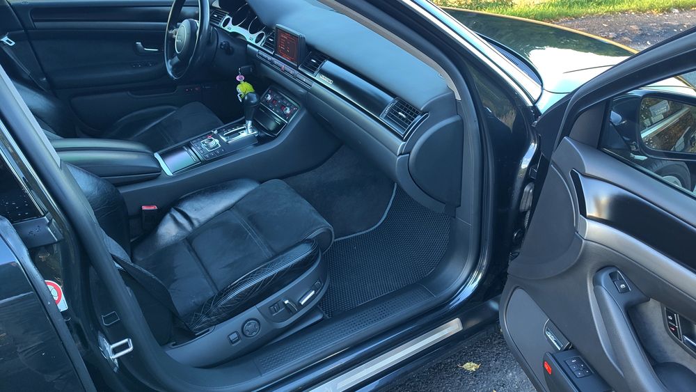 Audi A8 4.2 MPI  Quatro