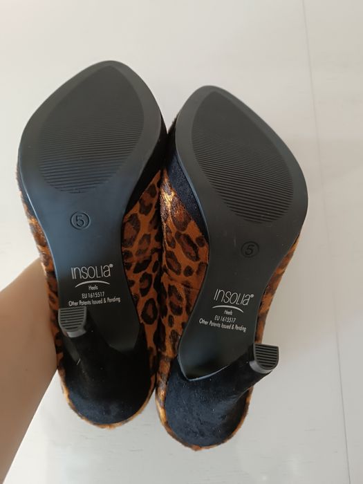 Marks Spencer стильні жіночі туфлі