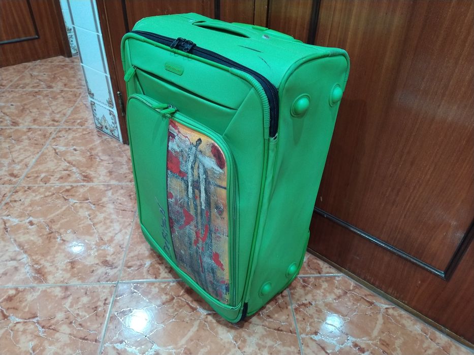 Mala malas de porão até 23 kg viagem casa quarto apartamento vivenda.