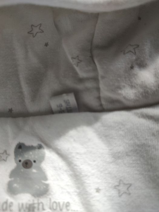 Kombinezon niemowlęcy