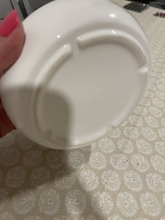 Fondue e garfos. Novo. Mas só tem a parte de cima.