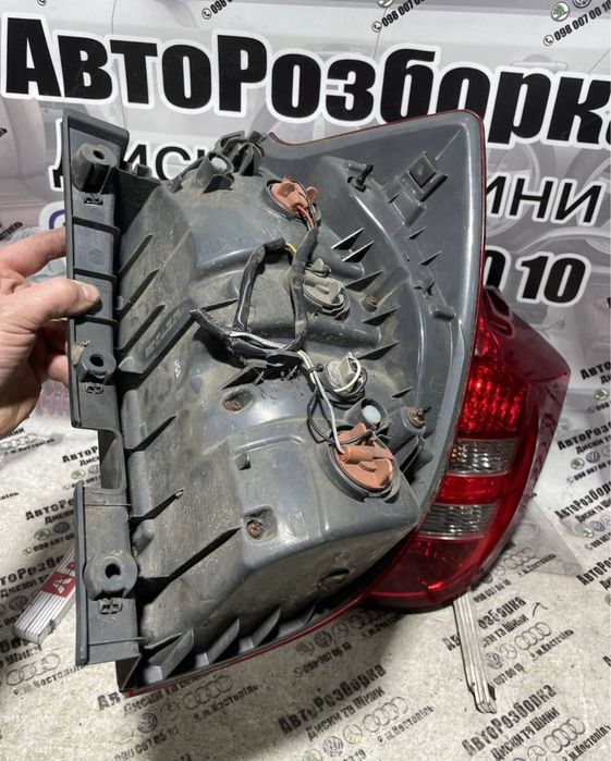Стоп  фонарь  ліхтар Kia Ceed 2006-2012