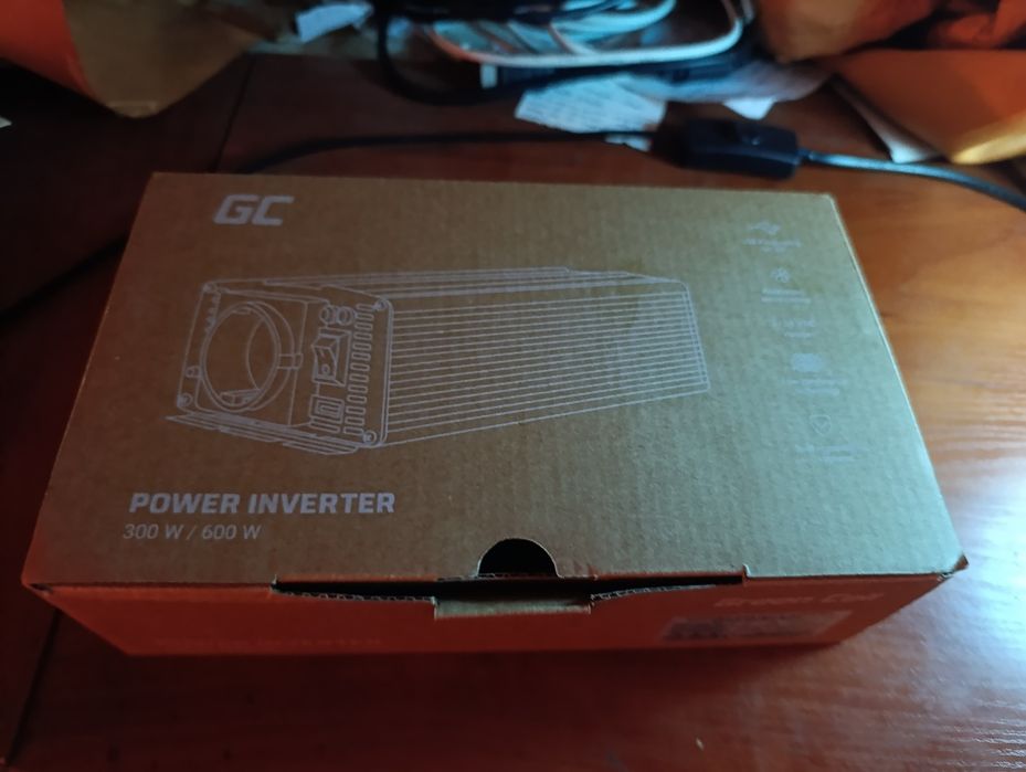 Przetwornica12V 230V 300W 600W Samochodowa Napięcia Inwerter Sinus US