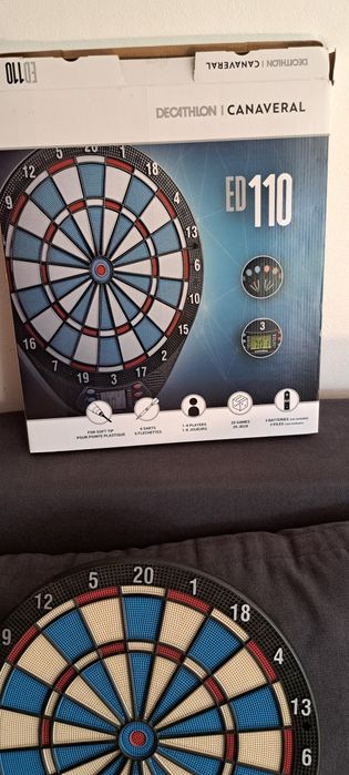 Elektroniczna tarcza/ dart/ rzutki Decathlon Canaveral ED 110.